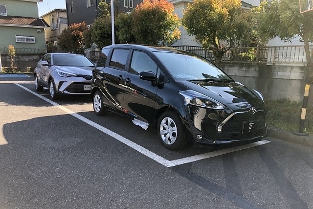 ネッツ,トヨタ,千葉,ネッツ千葉,松戸,六実,松戸六実,展示,展示車,シエンタ,C-HR