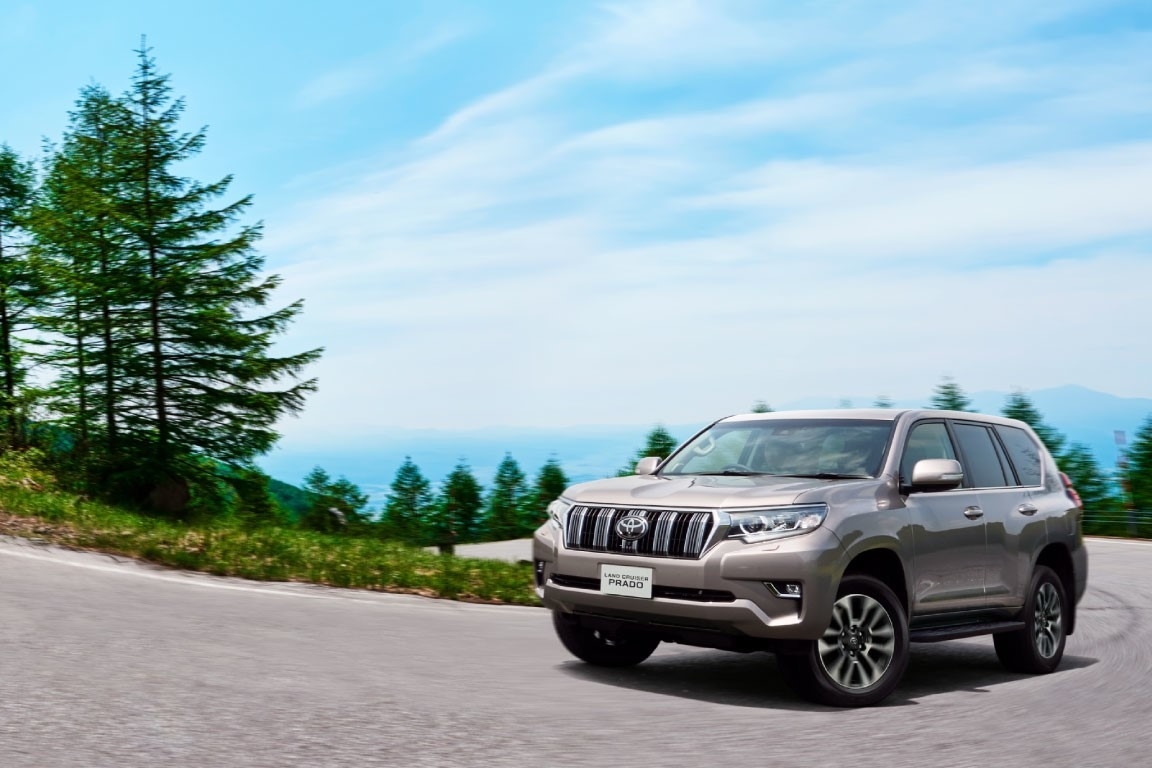 お出かけの多い家族におすすめ トヨタの7人乗りsuvの魅力とは