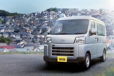 デラックス(2WD CVT)