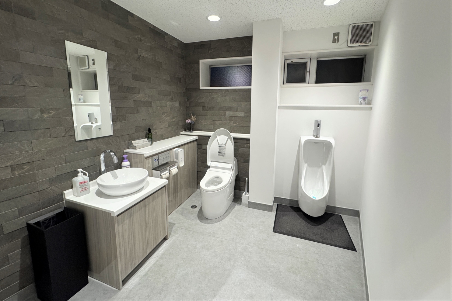 ネッツ,ネッツ千葉,トヨタ,千葉,松戸六実,ベビーベッド,おむつ替え,