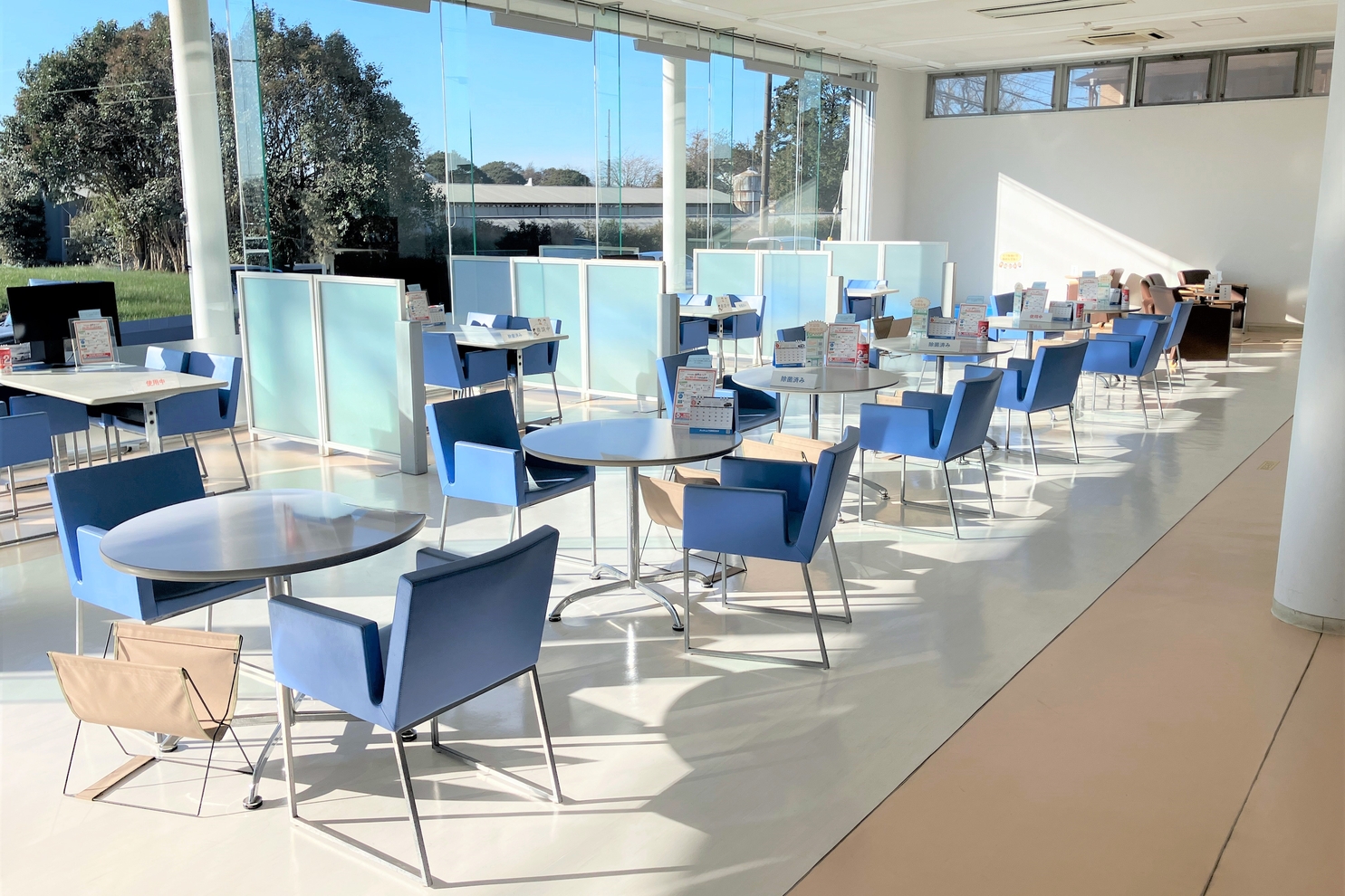 四街道,店内,ショールーム,toyota,トヨタ,ディーラー,店舗,車,クルマ,netz,千葉,ネッツ千葉