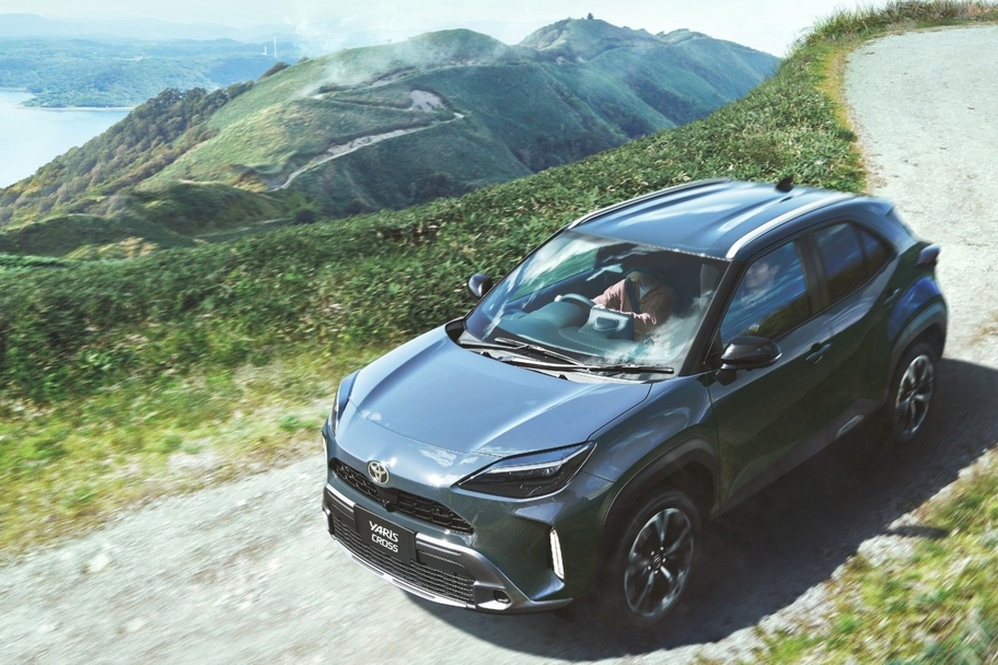 【モデル入り素材】Z“Adventure”（ハイブリッド・2WD）